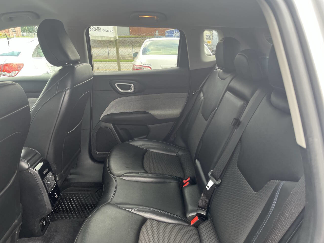 Used 2022 Jeep Compass Latitude w/ Convenience Group image 17