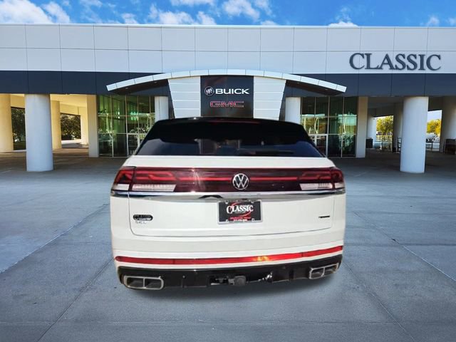 Used 2024 Volkswagen Atlas Cross Sport SEL R-Line image 7