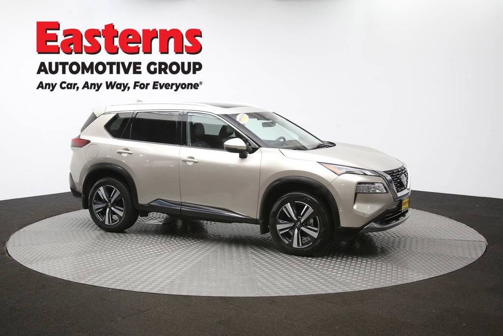 Used 2022 Nissan Rogue SL w/ SL Premium Package image 57