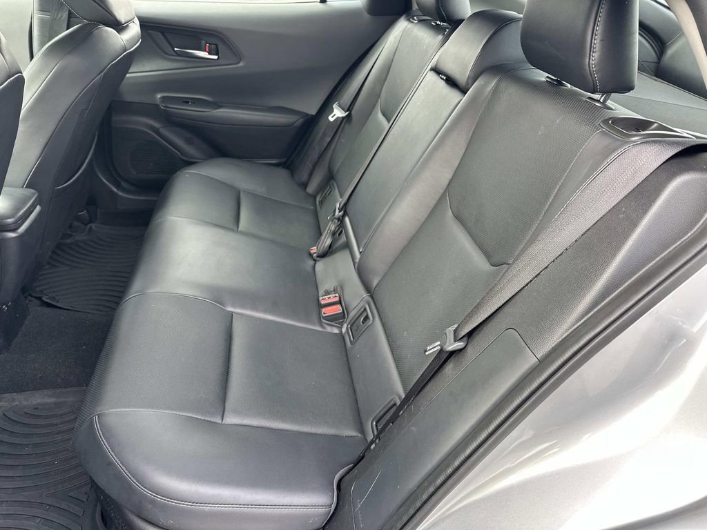 Used 2025 Toyota Prius XLE image 12