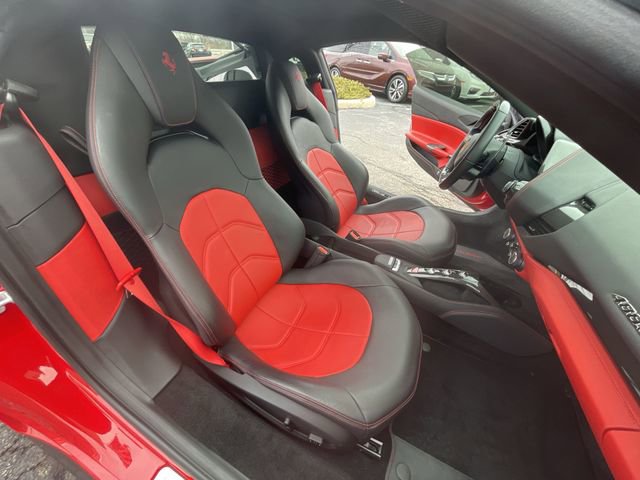 Used 2018 Ferrari 488 GTB RWD image 21