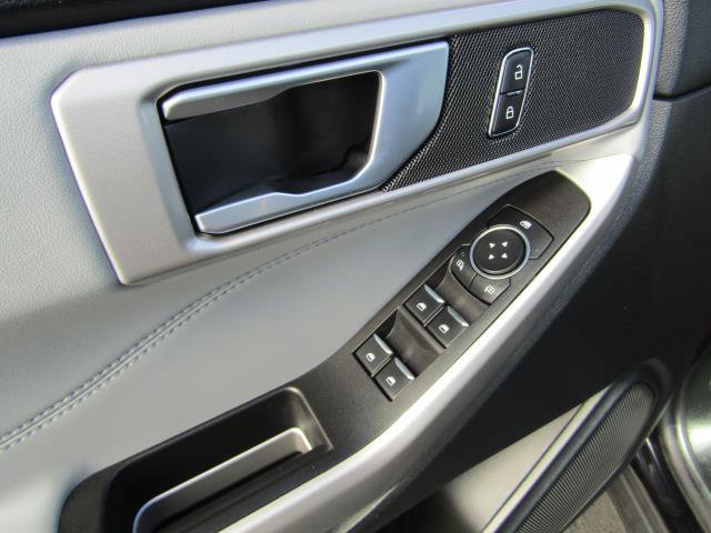Used 2023 Ford Explorer XLT w/ Equipment Group 202A image 14