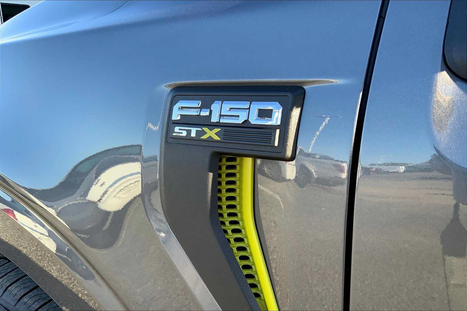 Used 2024 Ford F150 STX RWD image 30