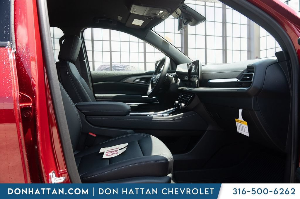 New 2026 Chevrolet Traverse LT w/ Midnight/Sport Edition AWD/4WD image 27