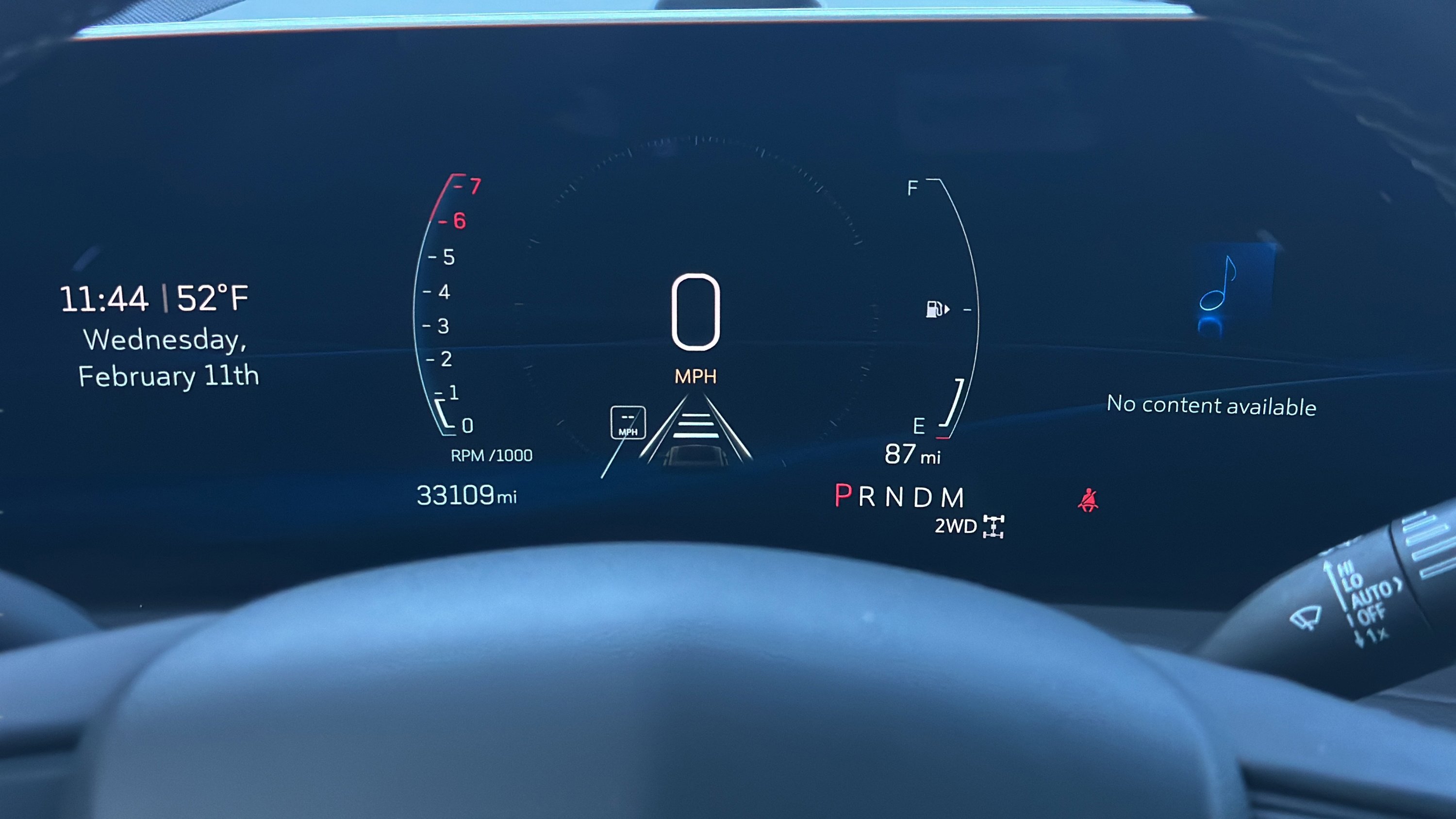 Used 2025 Cadillac XT4 Premium Luxury image 25