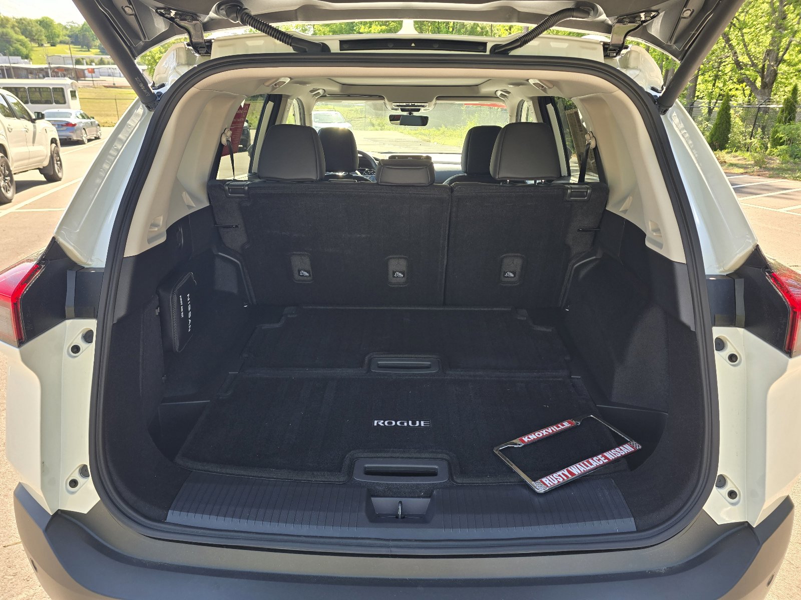 Certified 2023 Nissan Rogue SL w/ SL Premium Package AWD/4WD image 25