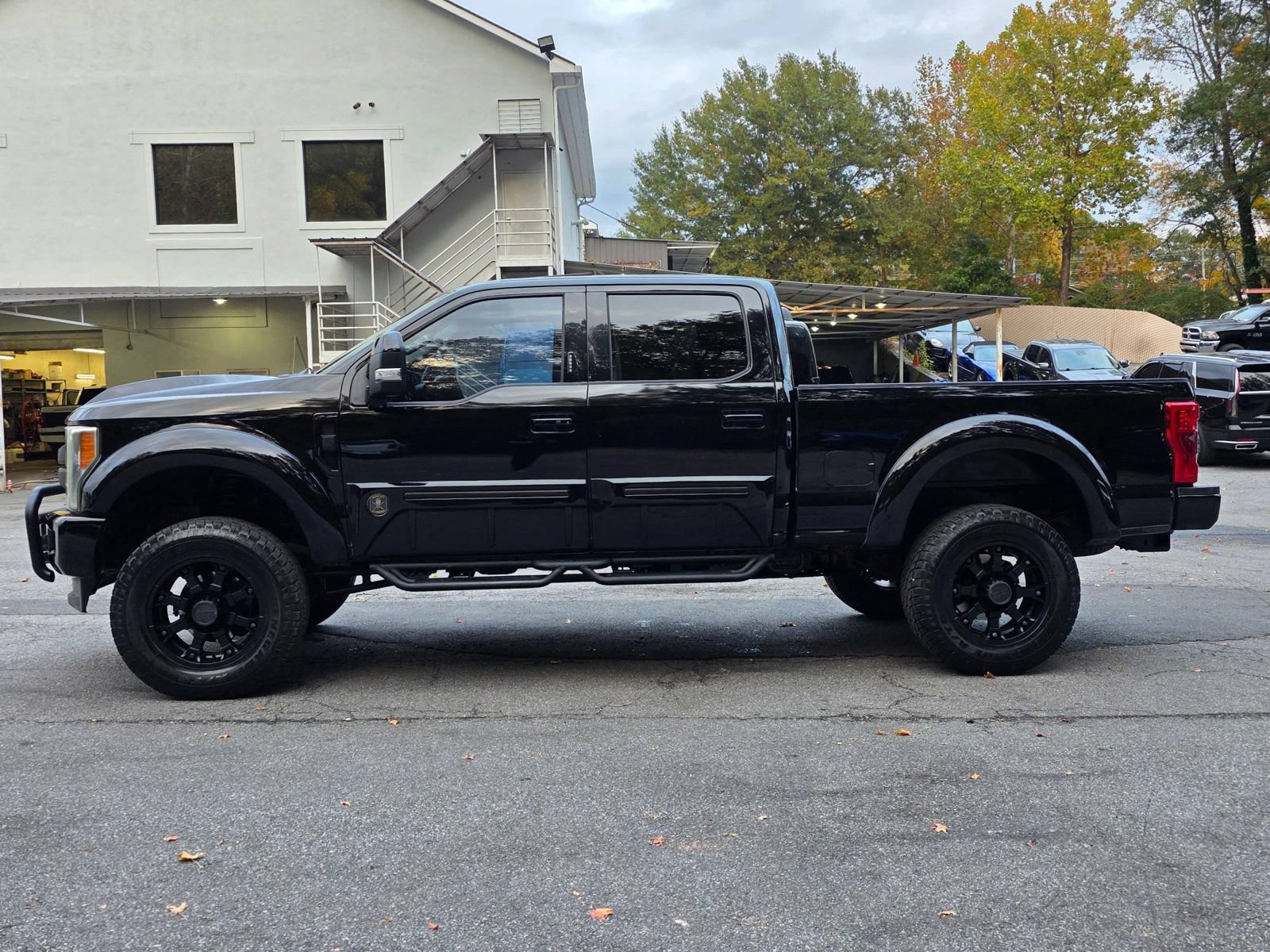 Used 2017 Ford F250 Lariat w/ Lariat Ultimate Package AWD/4WD image 5