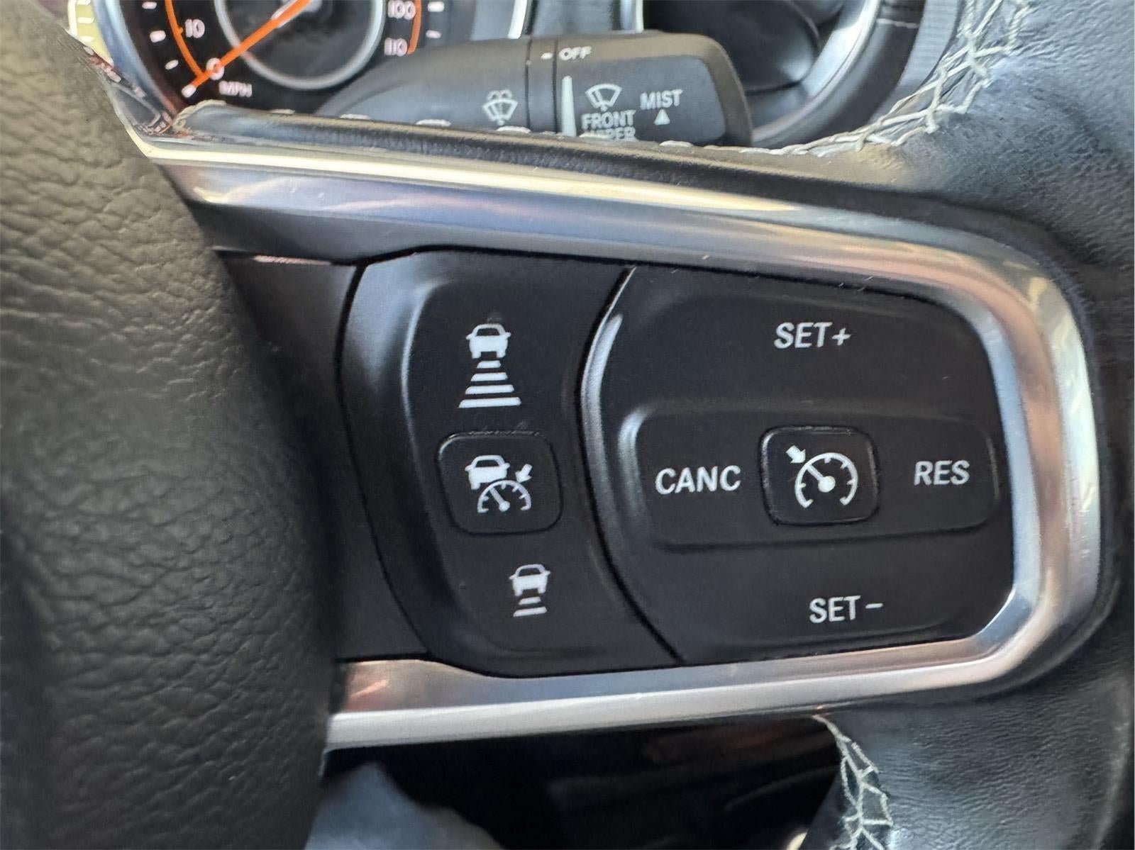 Used 2020 Jeep Gladiator Overland AWD/4WD image 14
