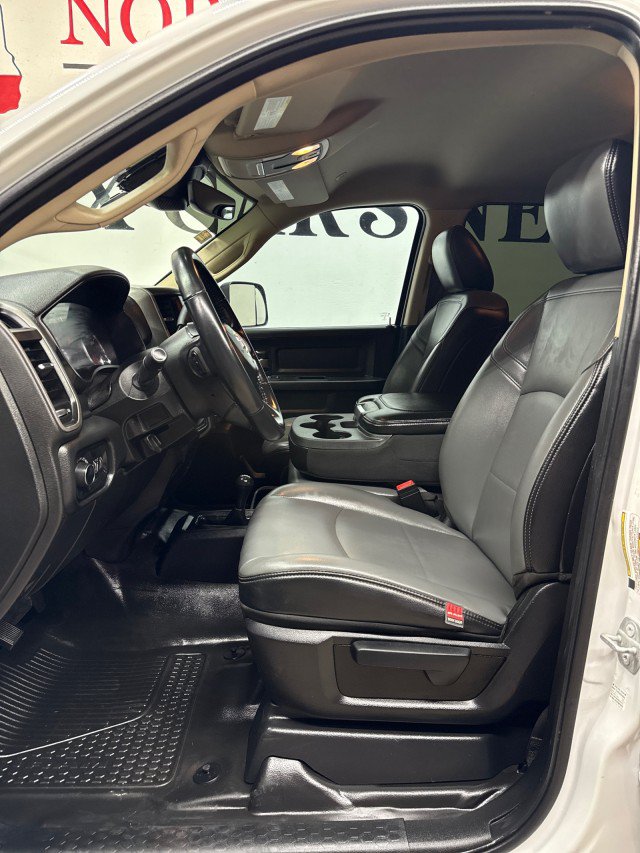 Used 2019 RAM 5500 Tradesman w/ Safety Group AWD/4WD image 30
