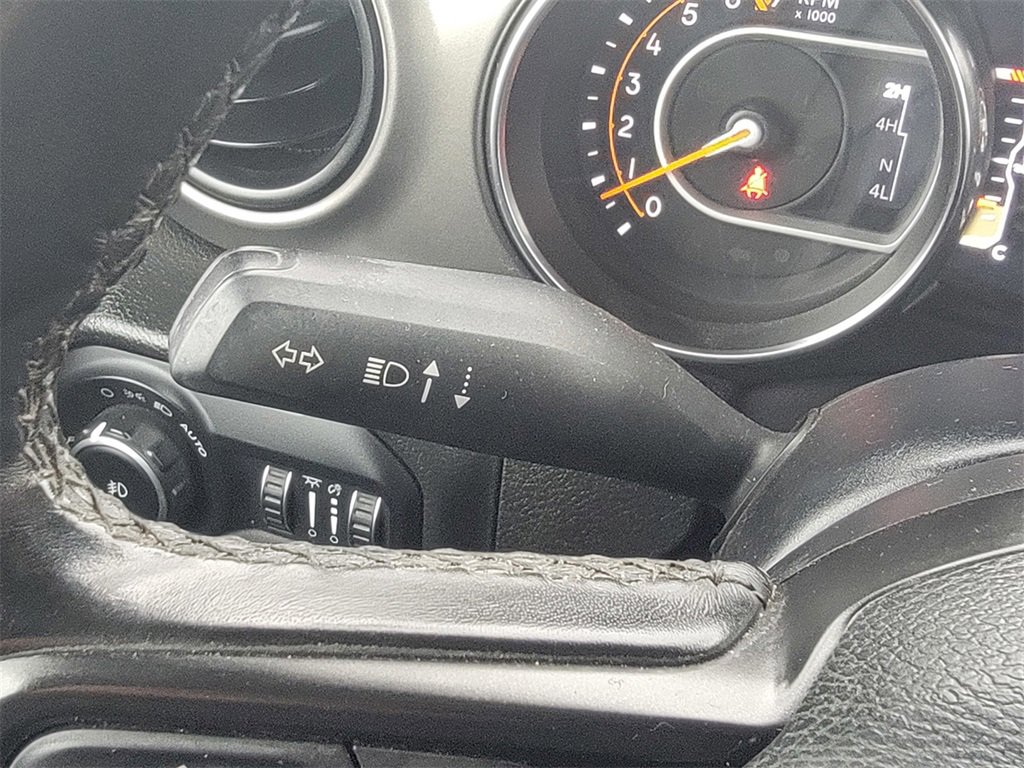 Used 2022 Jeep Wrangler Unlimited Sport image 38