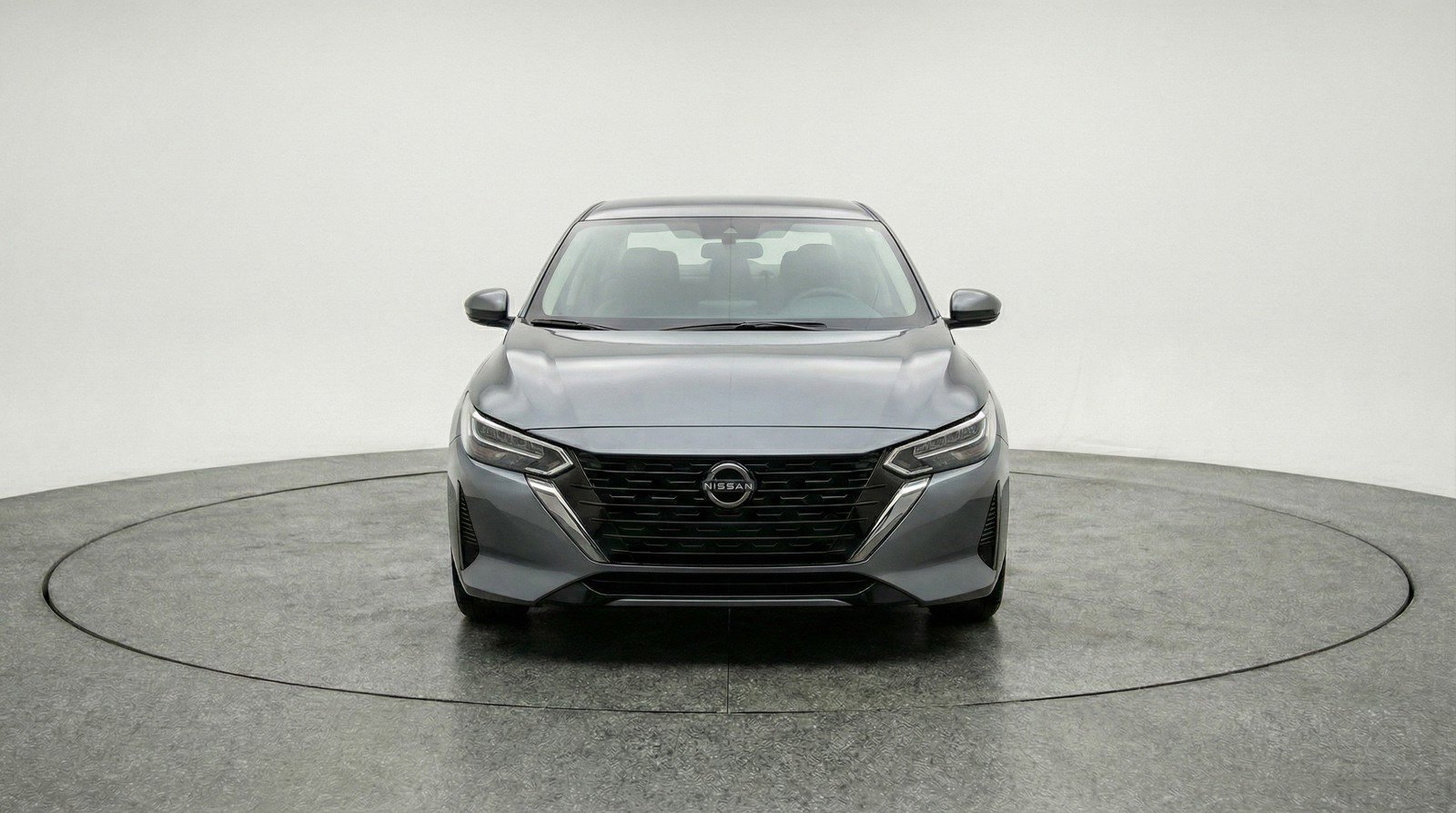 Used 2025 Nissan Sentra SV image 2