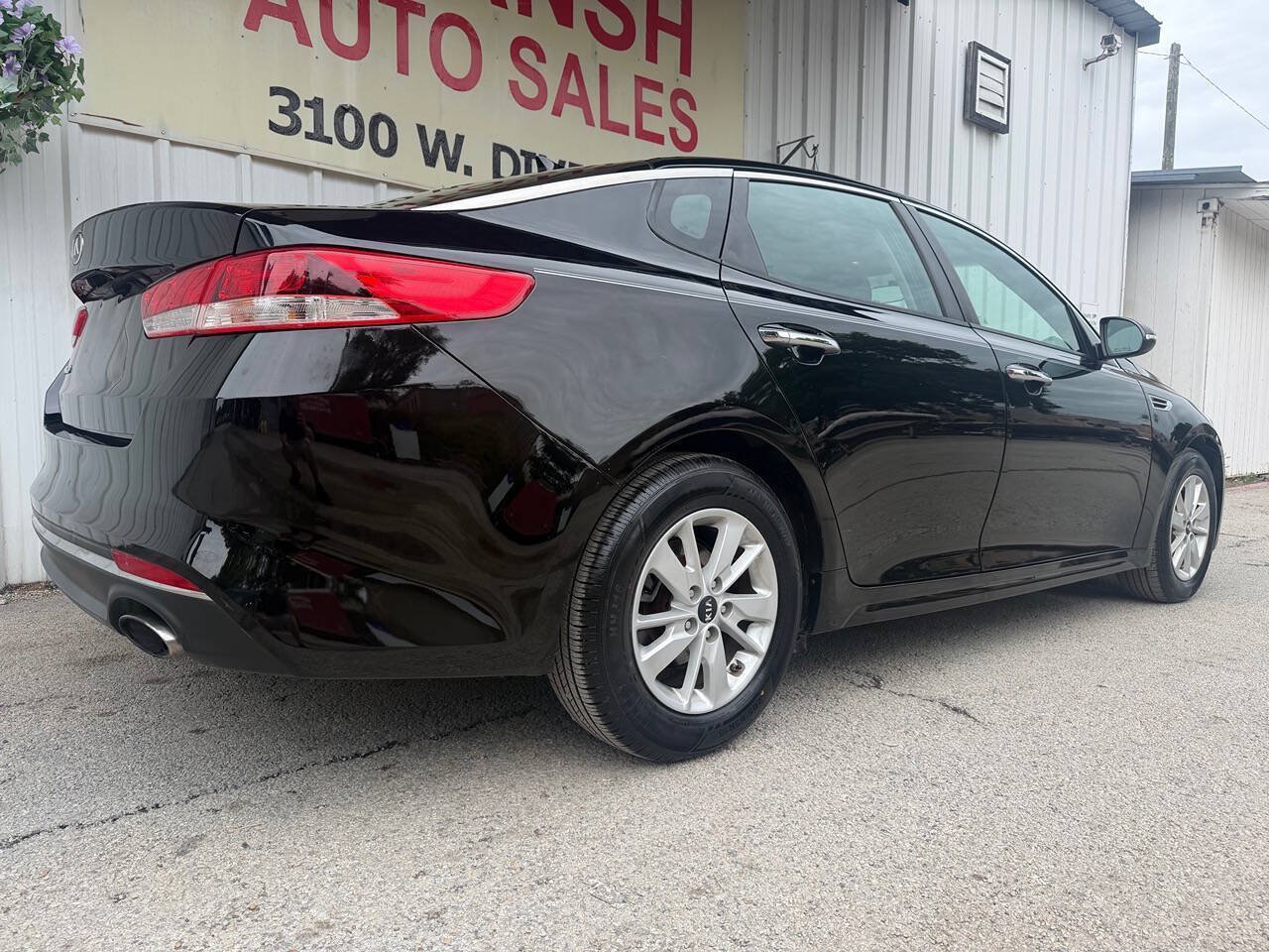 Used 2016 Kia Optima LX FWD image 4