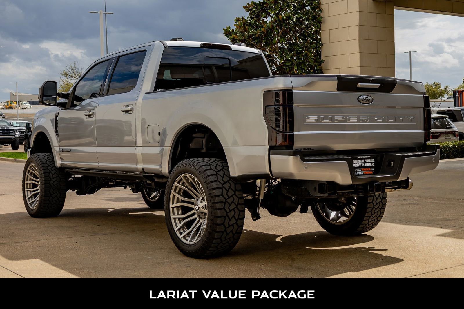 Used 2022 Ford F250 Lariat w/ Lariat Value Package AWD/4WD image 6