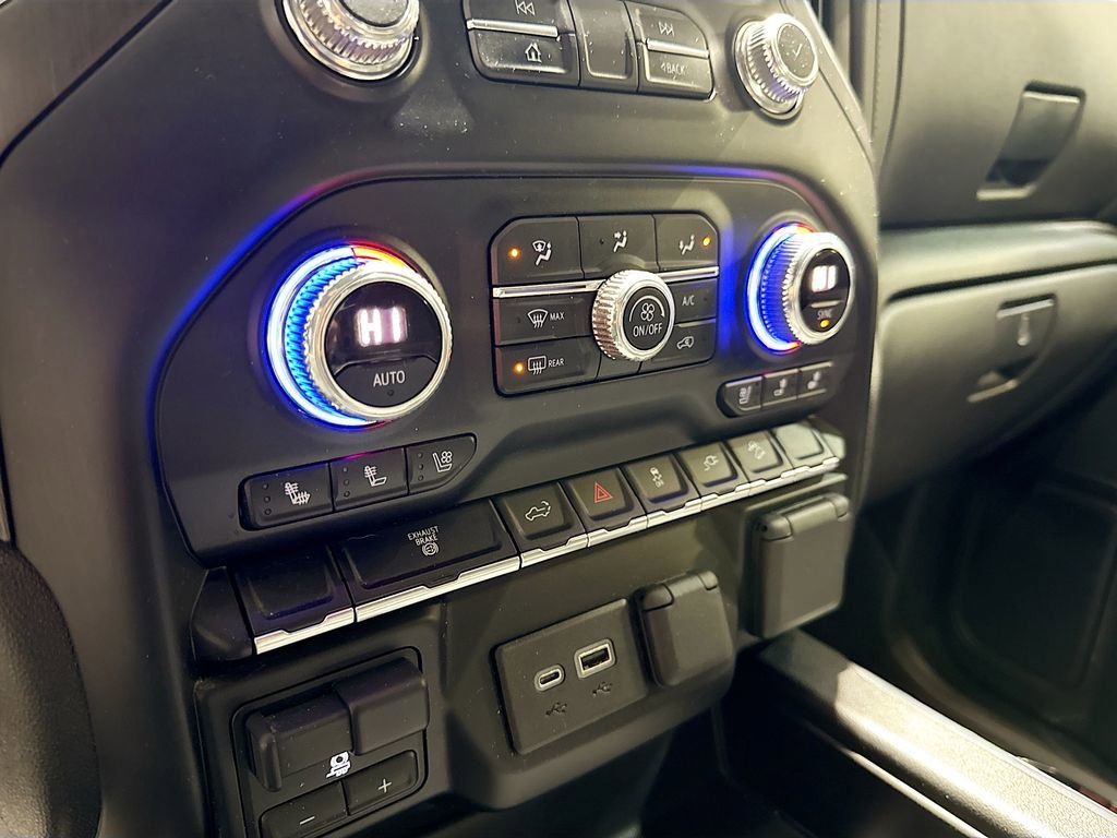 Used 2021 GMC Sierra 3500 AT4 w/ Gooseneck/5TH Wheel Package image 15