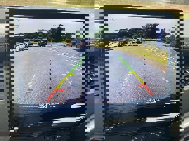 Used 2024 Ford Expedition XLT AWD/4WD image 29