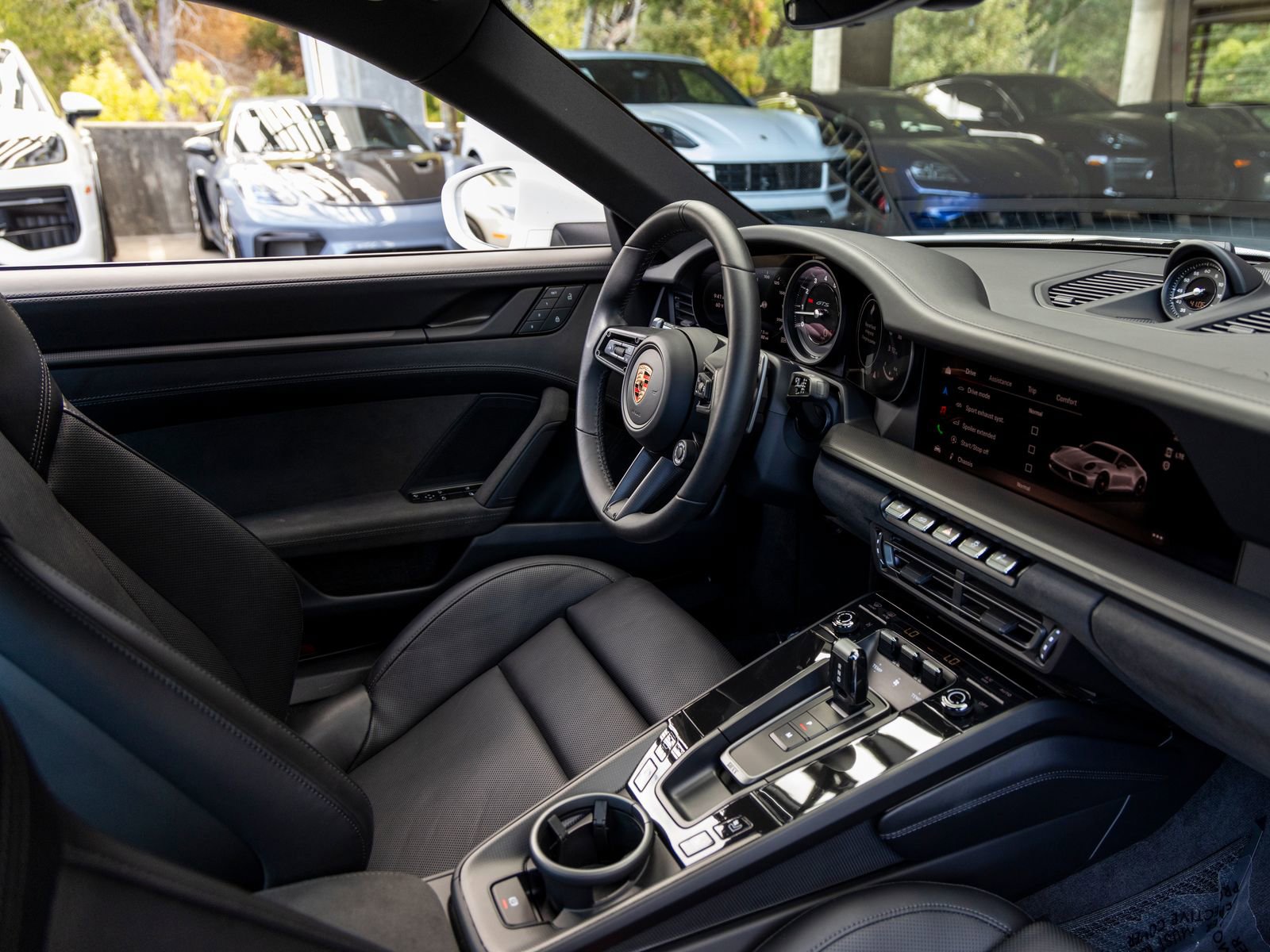 Used 2024 Porsche 911 Carrera GTS image 41