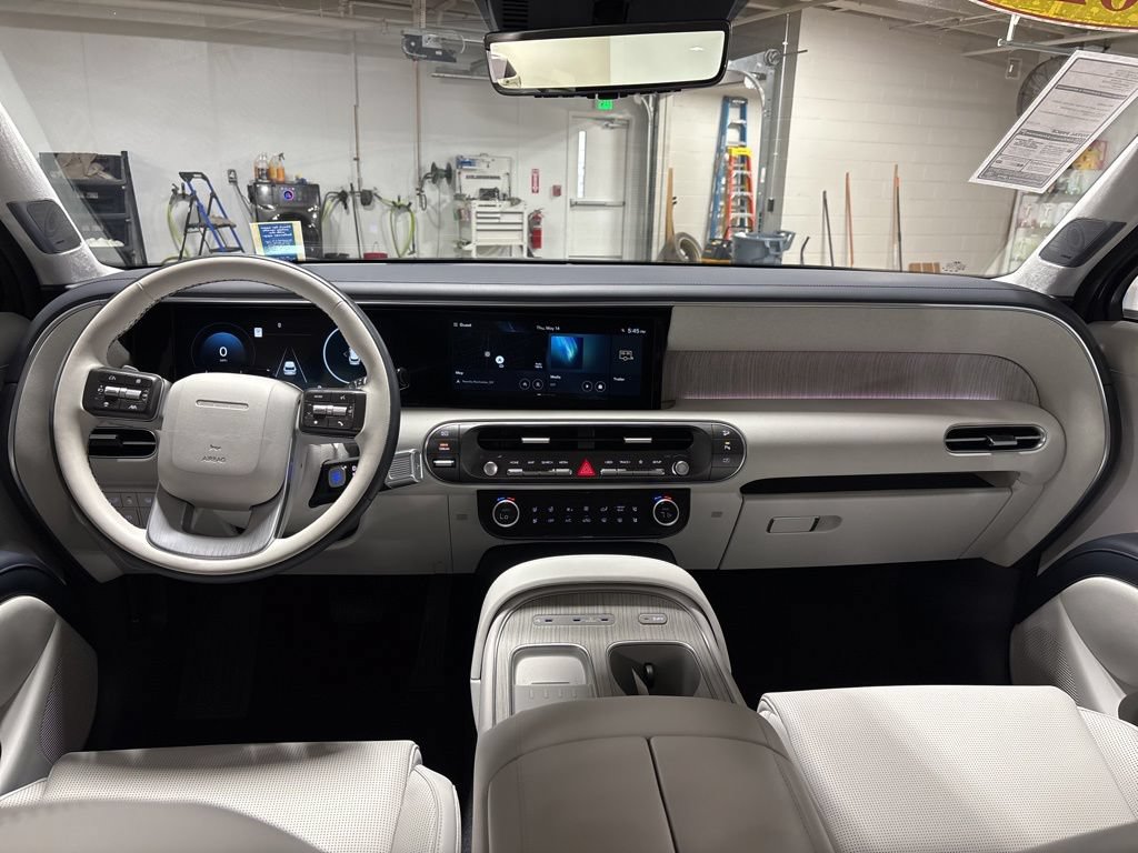 Used 2026 Hyundai Palisade Calligraphy AWD/4WD image 9