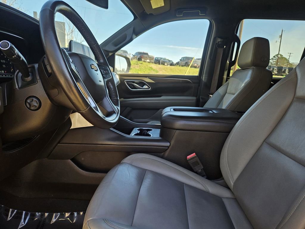 Used 2022 Chevrolet Tahoe LT w/ Luxury Package image 13