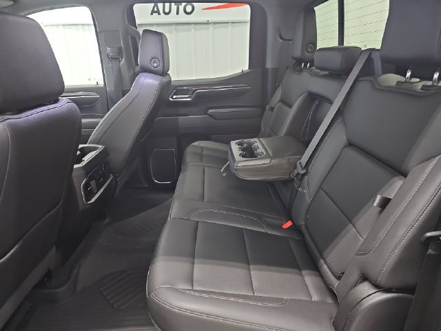 Used 2022 Chevrolet Silverado 1500 LTZ w/ LTZ Premium Package AWD/4WD image 35