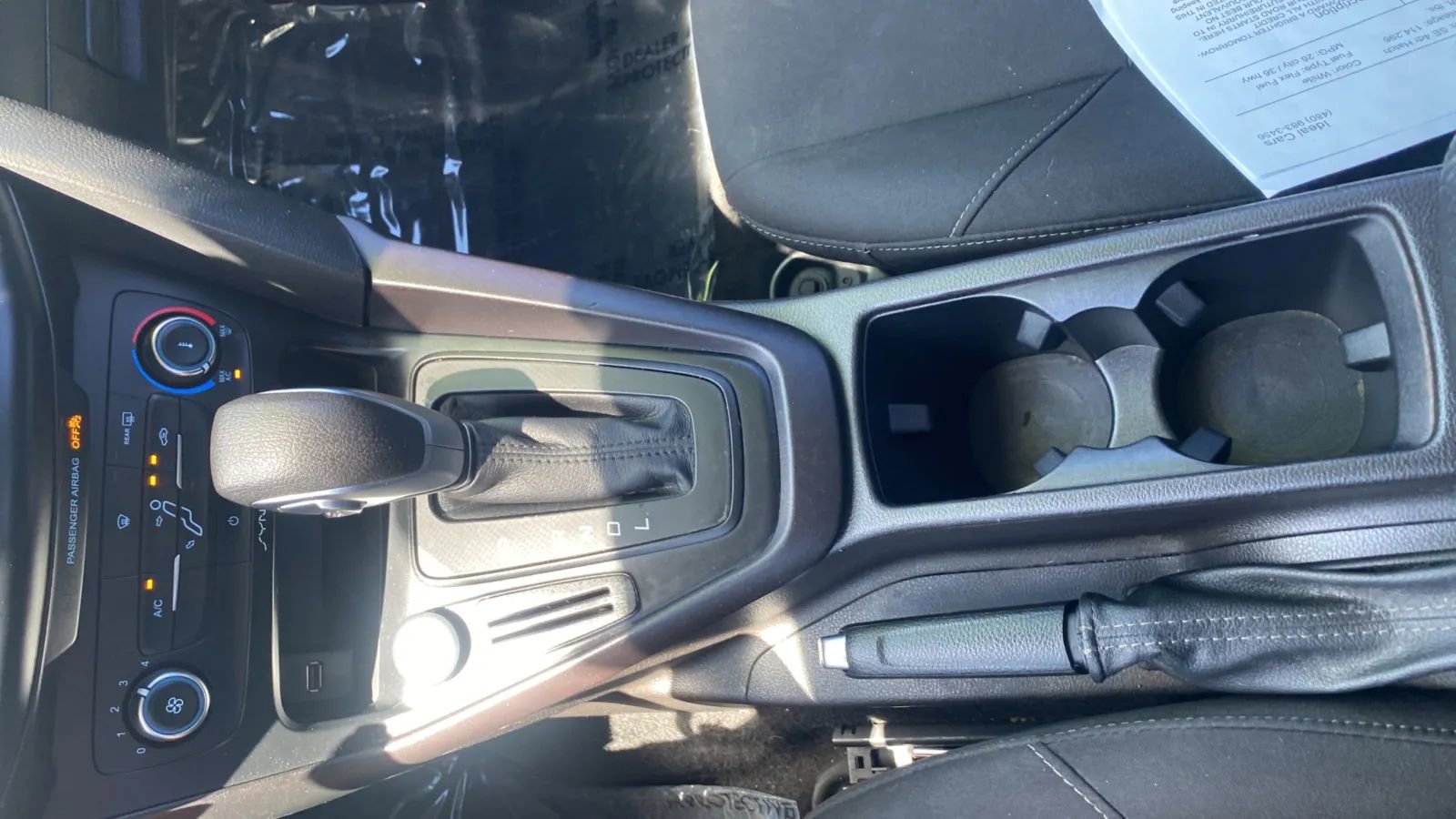 Used 2017 Ford Focus SE FWD image 14