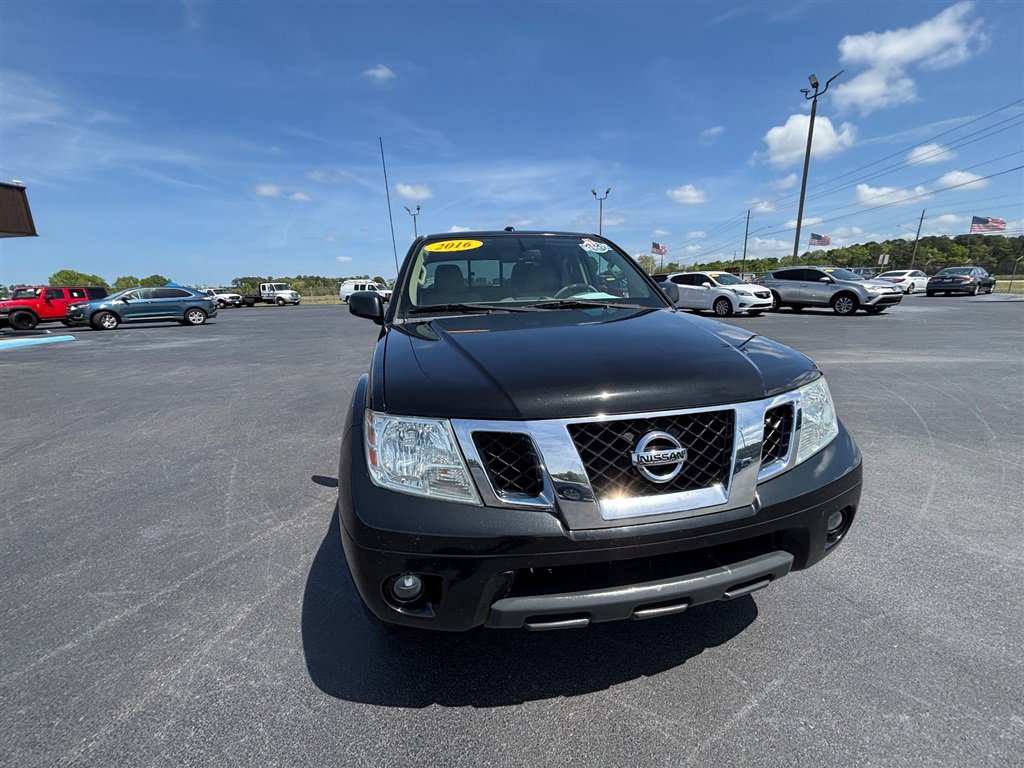 Used 2016 Nissan Frontier SV w/ SV Value Truck Package image 10