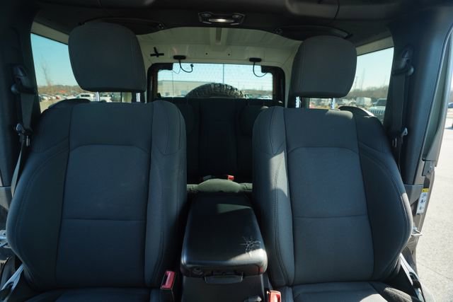 Used 2018 Jeep Wrangler Sport S image 26
