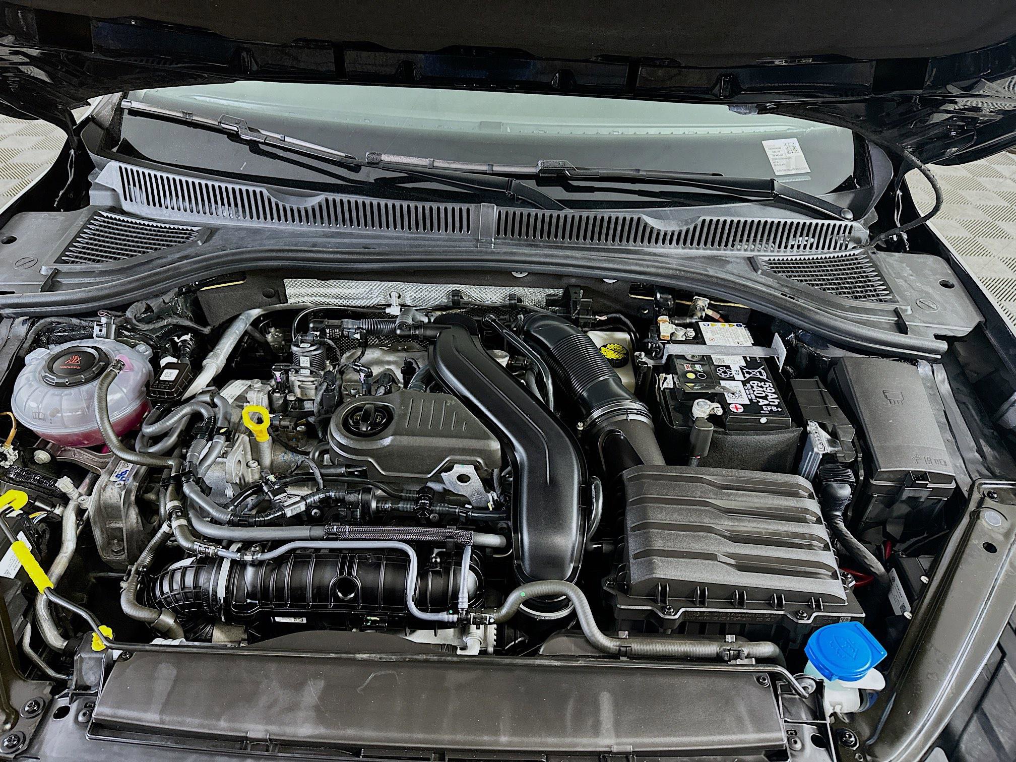 Used 2024 Volkswagen Jetta S image 32