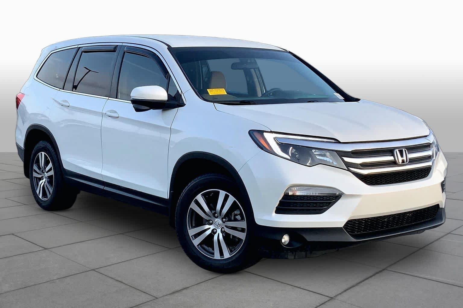 Used 2016 Honda Pilot EX image 3