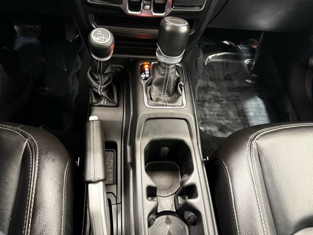 Used 2021 Jeep Gladiator Overland w/ Uconnect 4C Nav & Sound Group AWD/4WD image 41