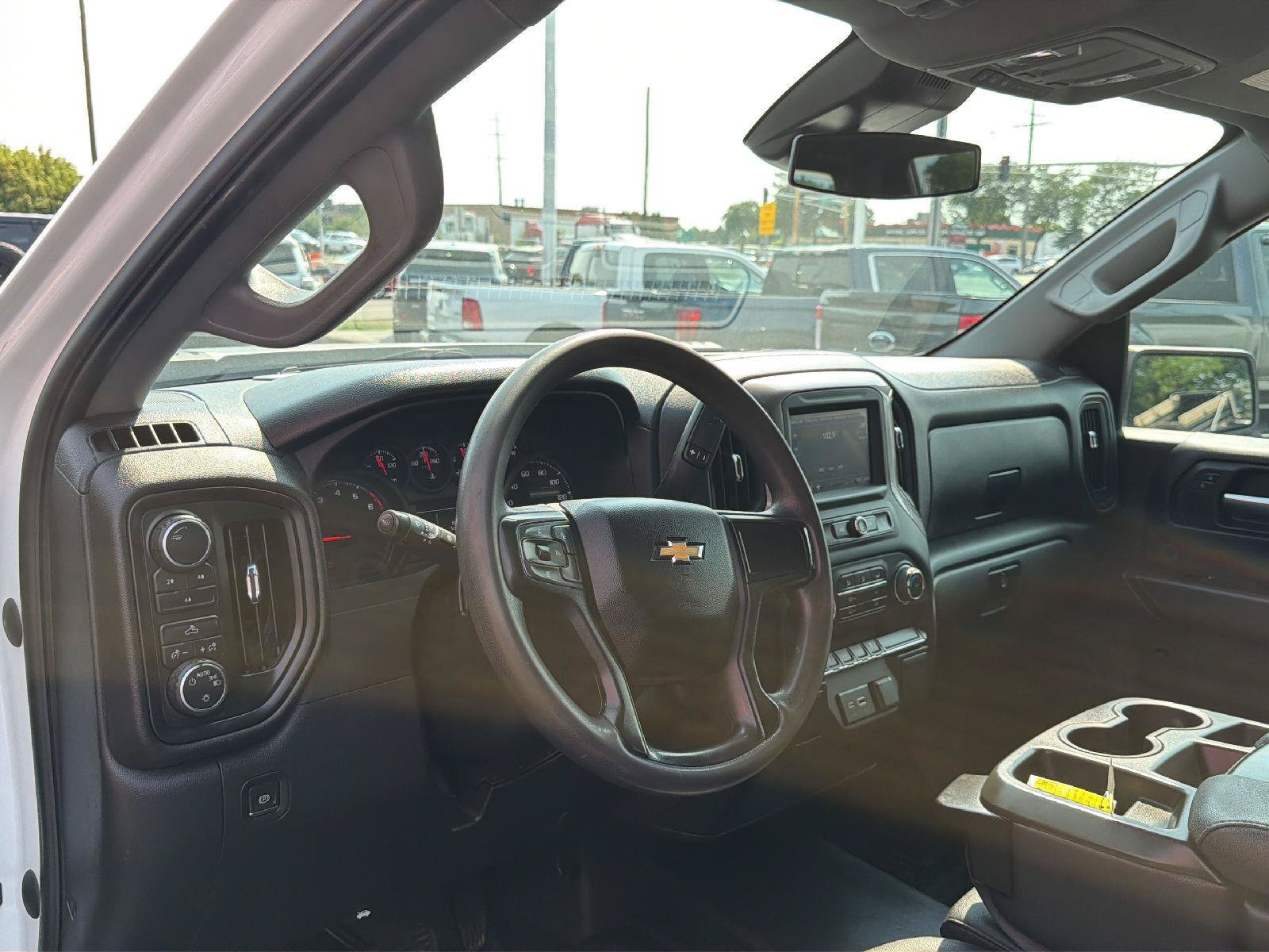 Used 2024 Chevrolet Silverado 2500 W/T w/ WT Convenience Package AWD/4WD image 10