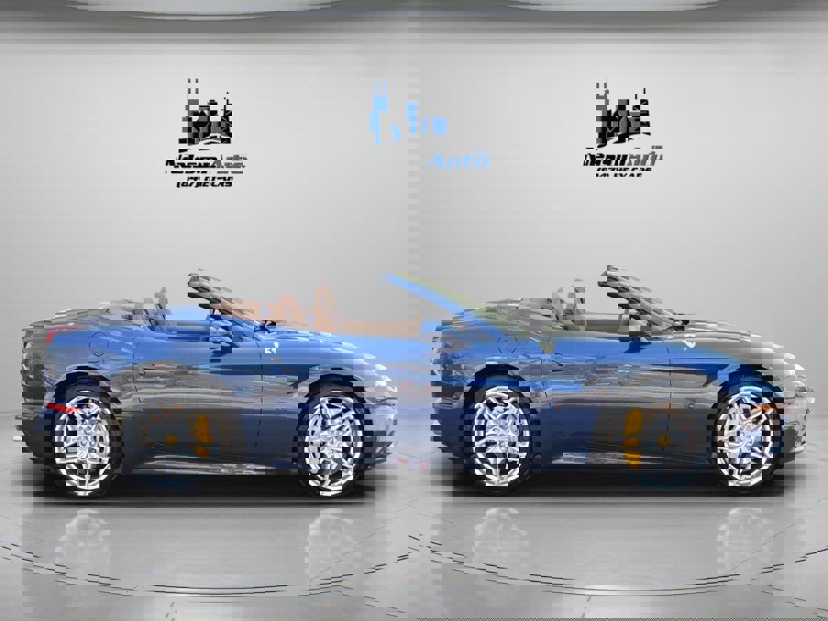 Used 2017 Ferrari California T image 2