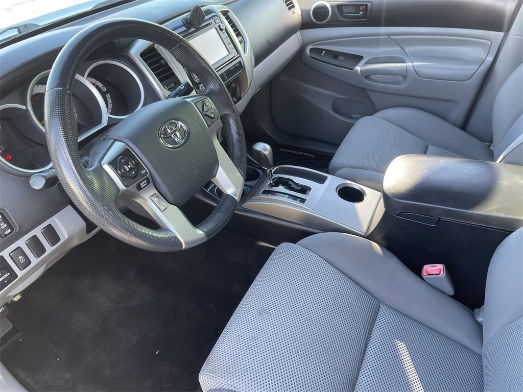 Used 2014 Toyota Tacoma PreRunner image 17
