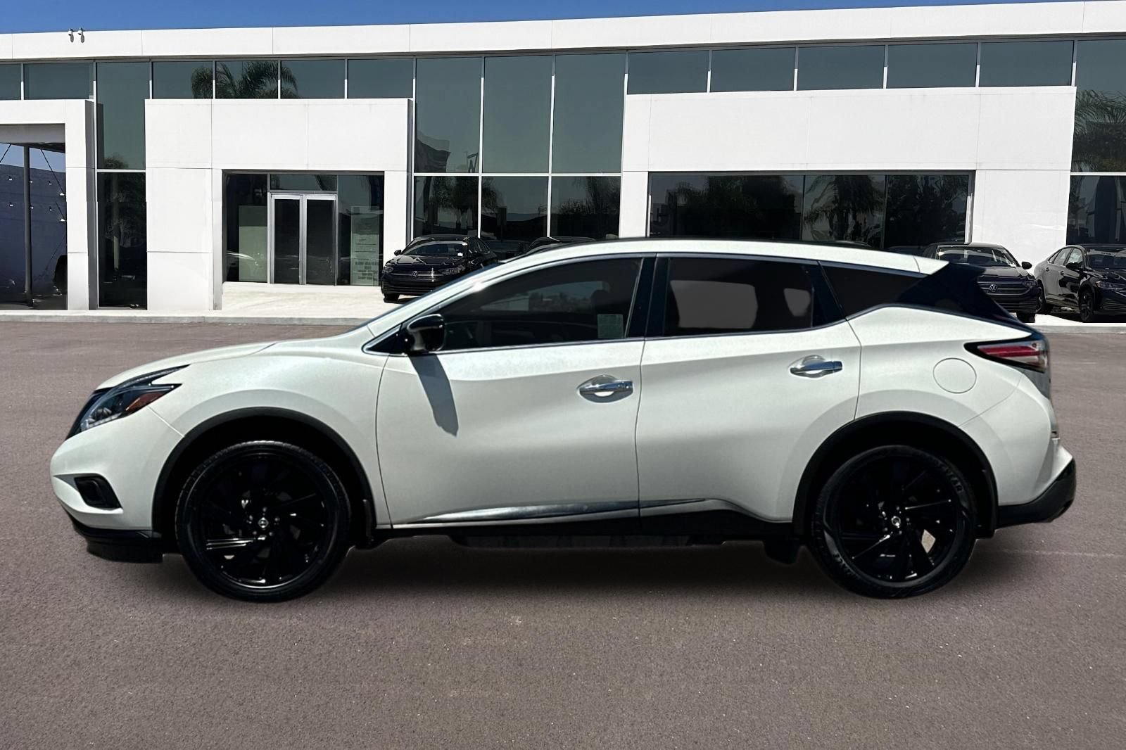 Used 2018 Nissan Murano SL w/ Midnight Edition Package FWD image 6
