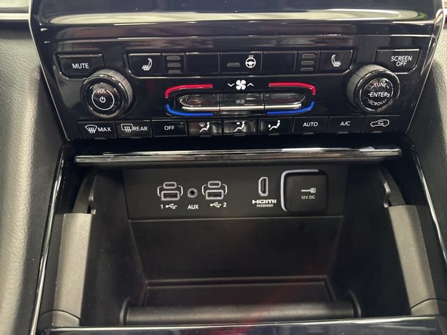 Used 2023 Jeep Grand Cherokee 4WD 4xe image 43