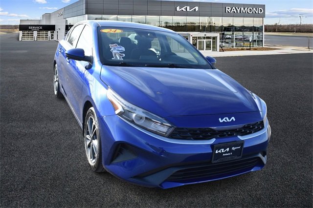 Certified 2024 Kia Forte LXS image 9