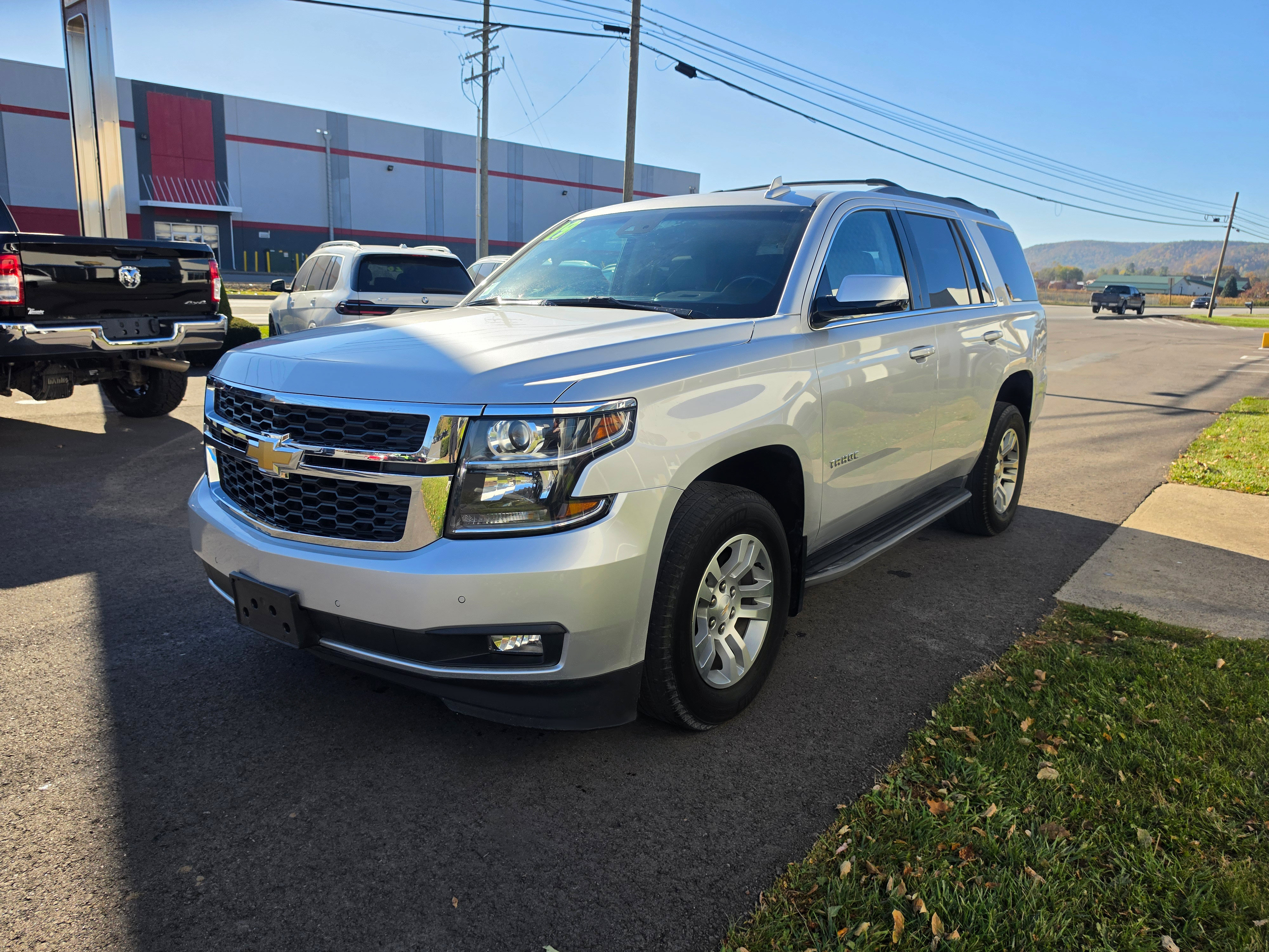 Used 2019 Chevrolet Tahoe LT AWD/4WD image 8