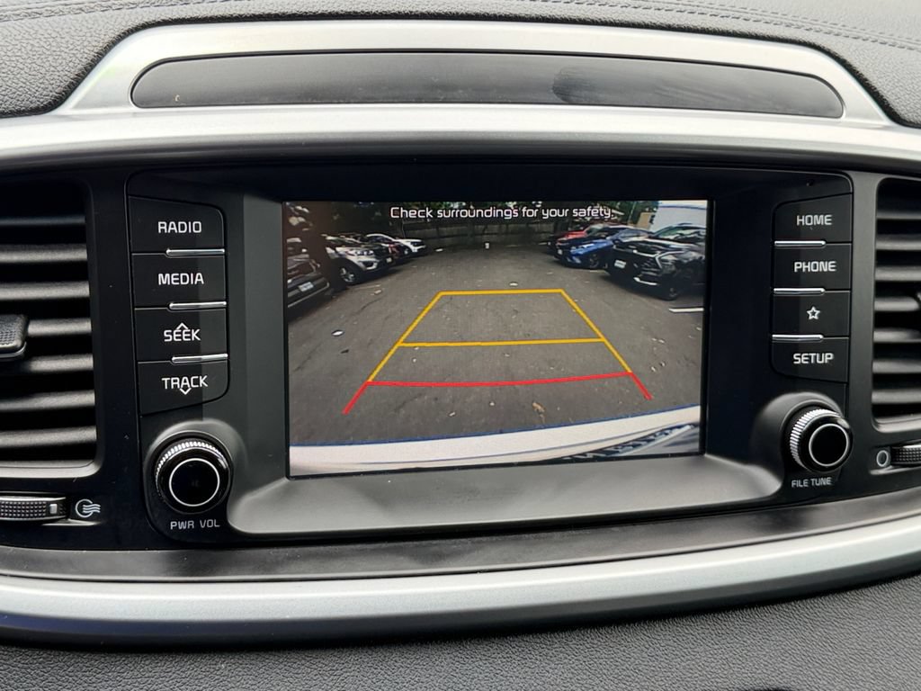Used 2019 Kia Sorento S AWD/4WD image 23