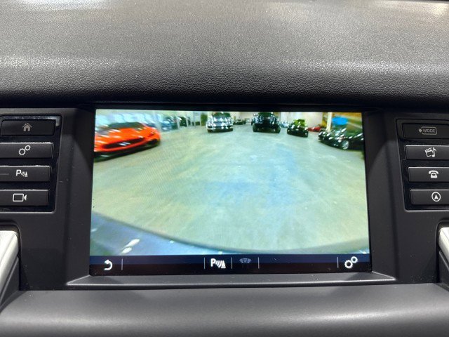 Used 2016 Land Rover Discovery Sport SE image 81