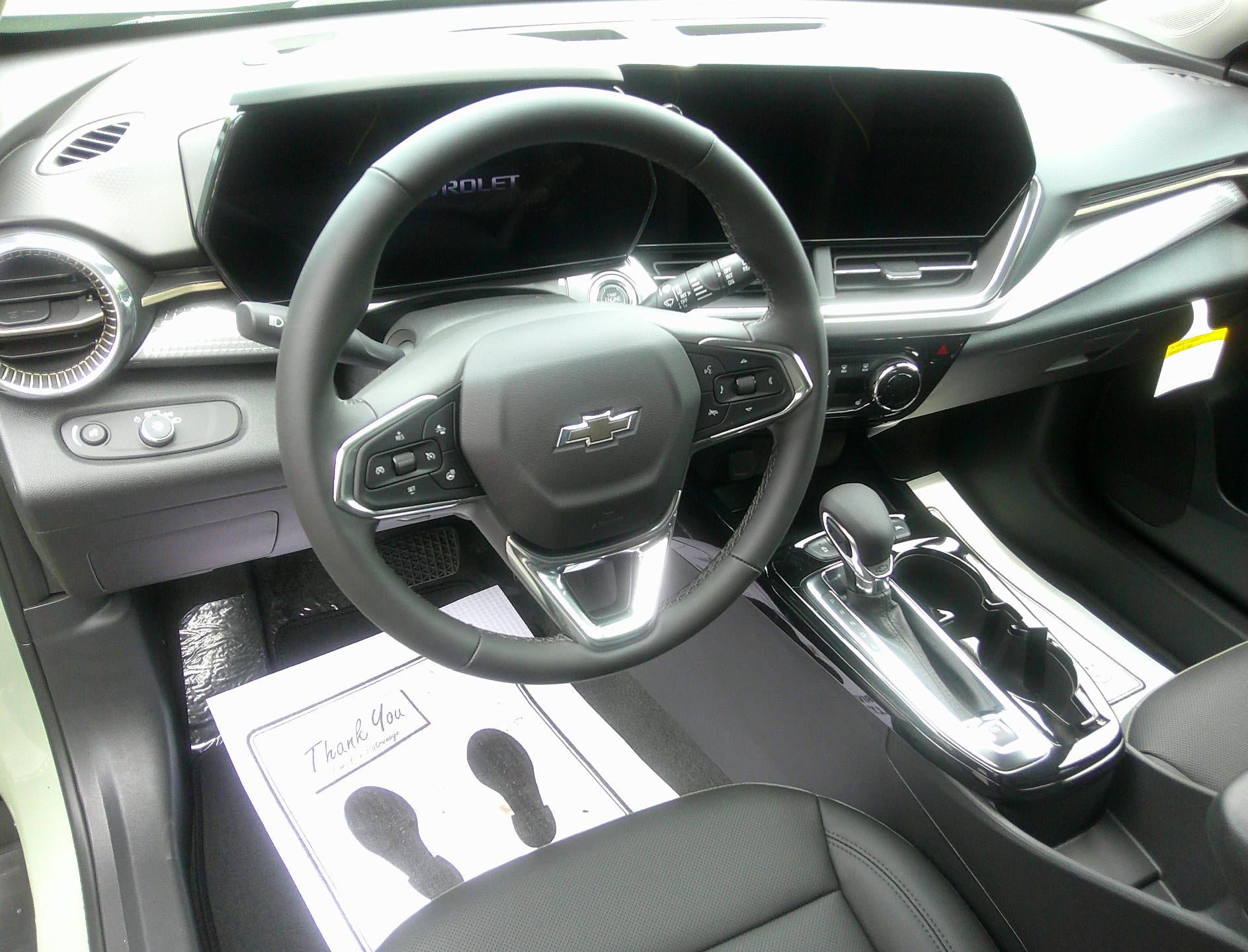 New 2026 Chevrolet Trax ACTIV w/ Driver Confidence Package FWD image 9