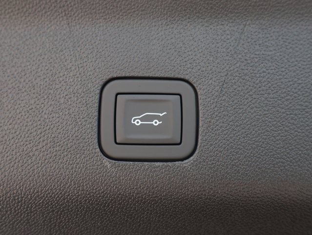 New 2026 GMC Yukon XL Elevation w/ Elevation Premium Package AWD/4WD image 17