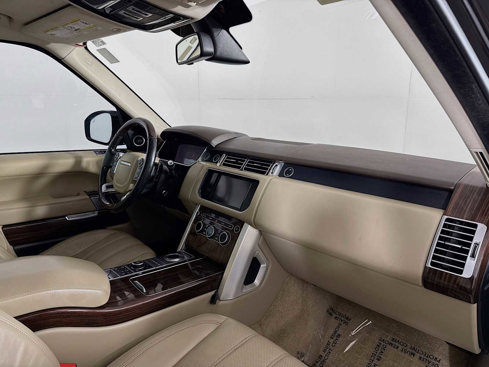 Used 2016 Land Rover Range Rover Supercharged image 28