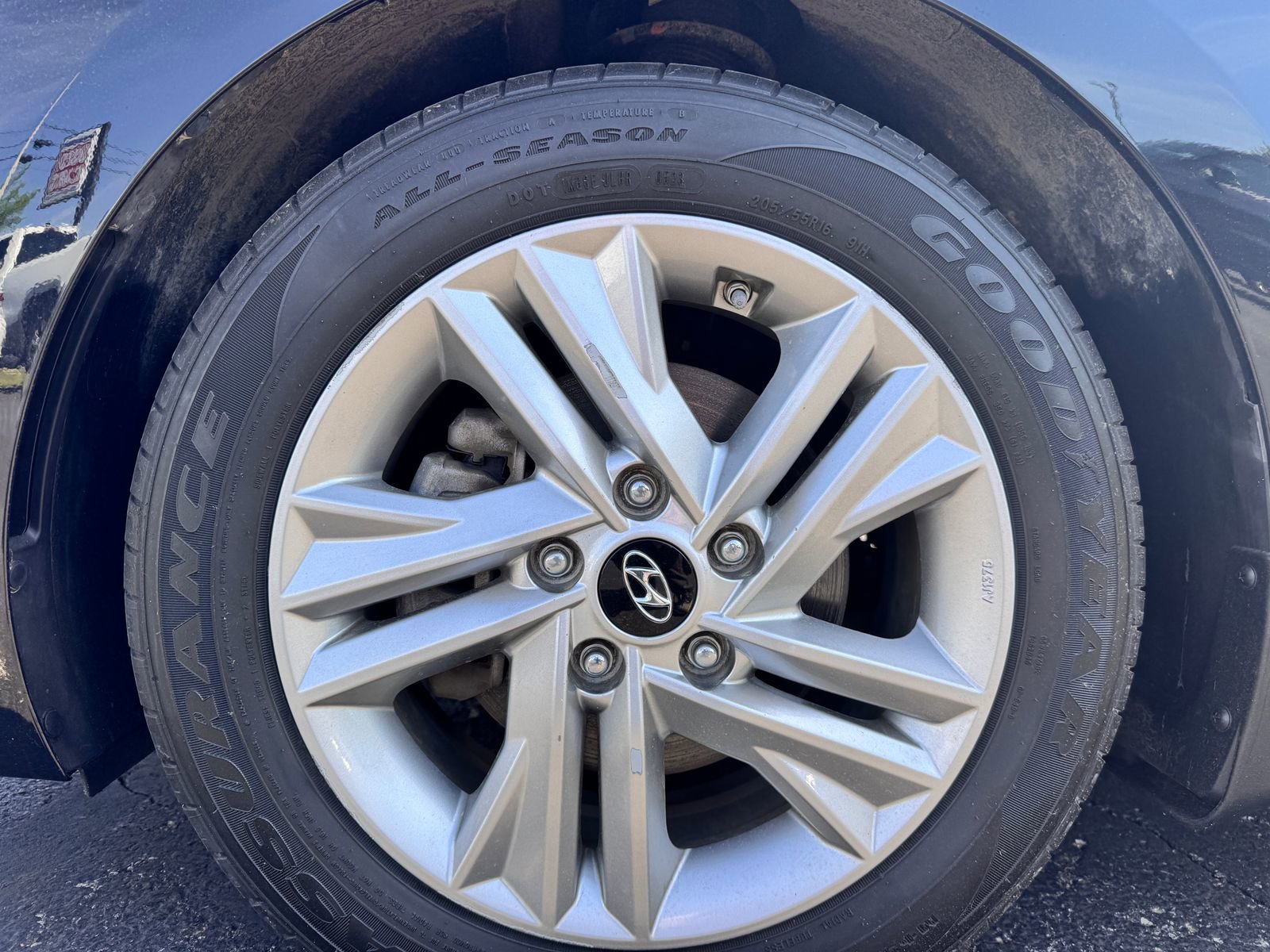 Used 2020 Hyundai Elantra Value Edition FWD image 34