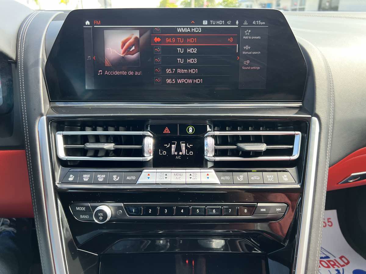 Used 2022 BMW 840i Convertible w/ Comfort Seating Package image 33