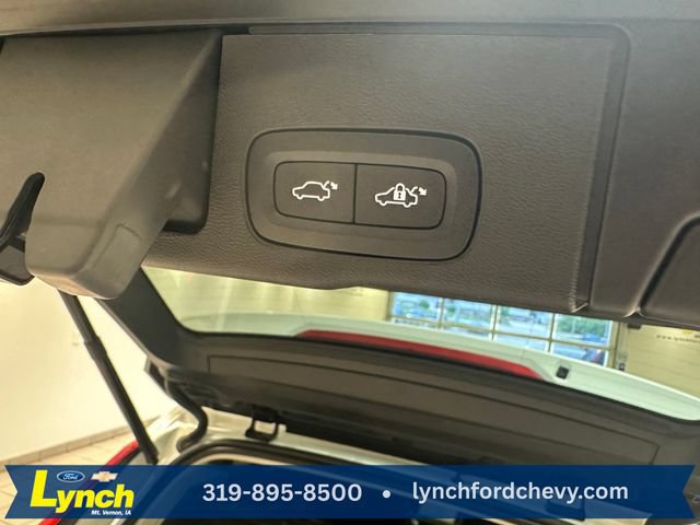 Used 2022 Volvo XC60 B5 Inscription w/ Advanced Package AWD/4WD image 19