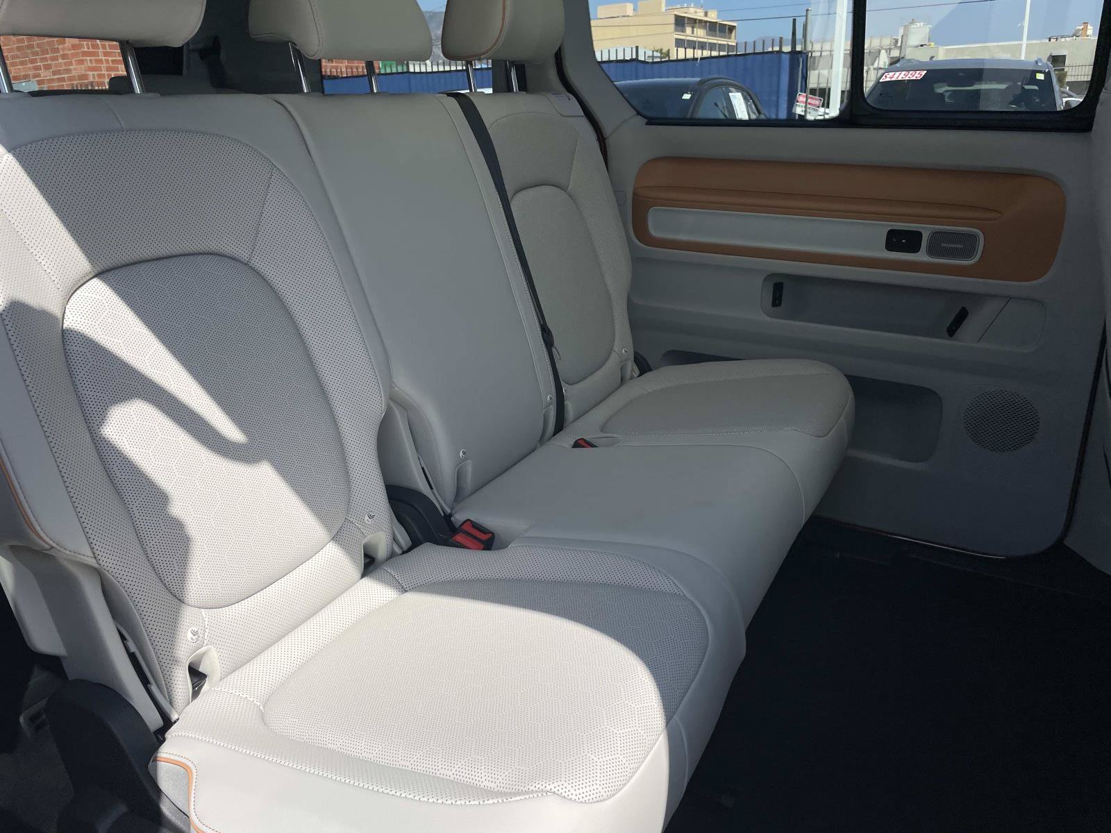 Certified 2025 Volkswagen ID. Buzz 1st Edition RWD image 27