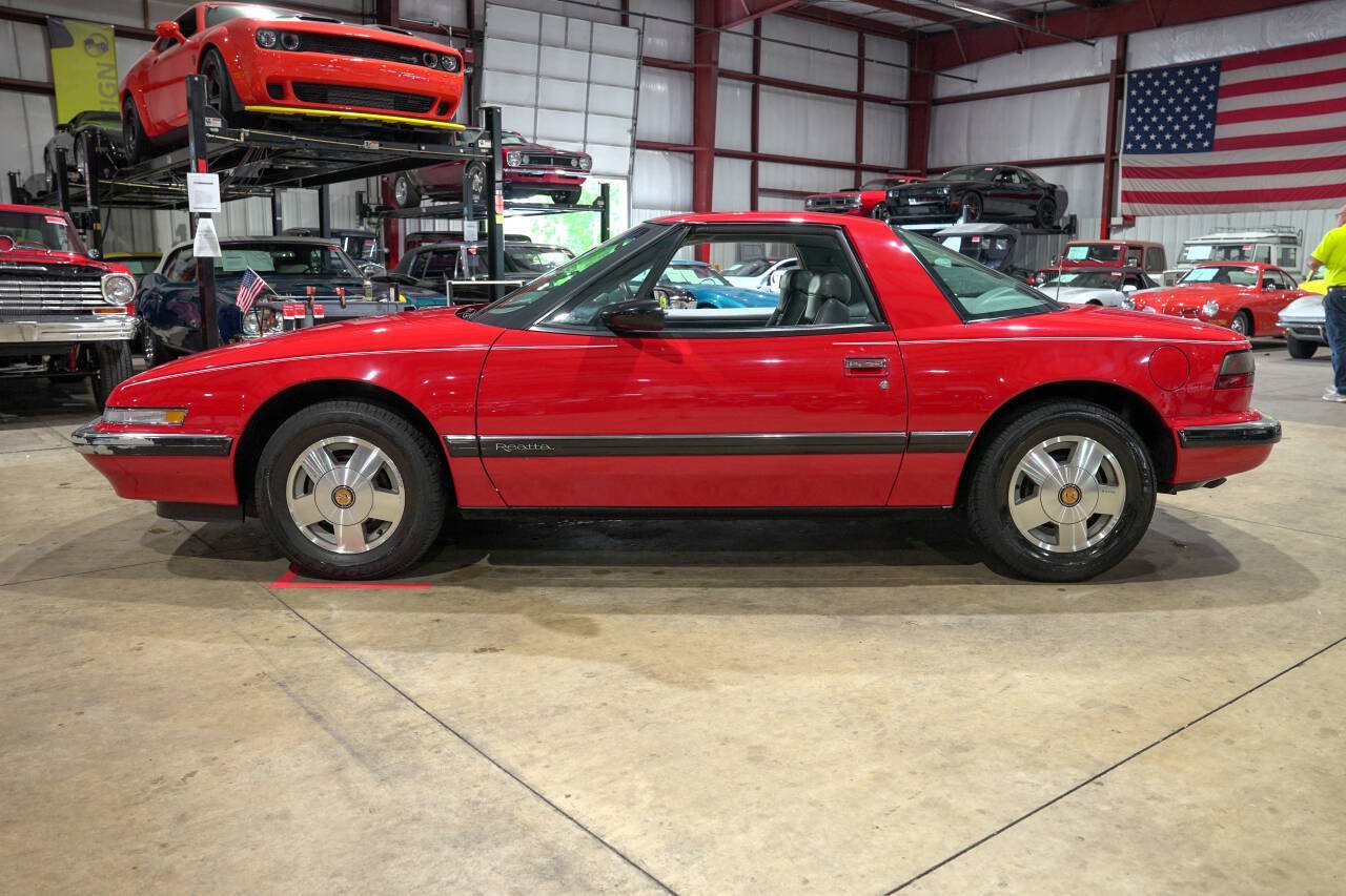 Used 1988 Buick Reatta Coupe FWD image 4