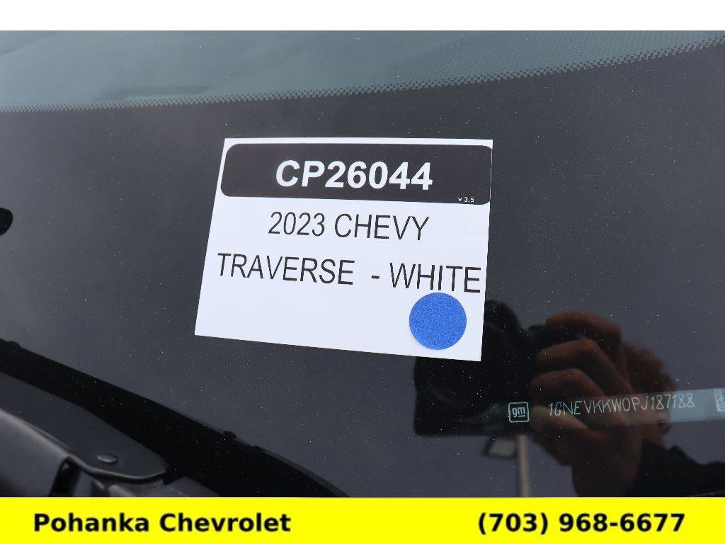 Used 2023 Chevrolet Traverse Premier image 35