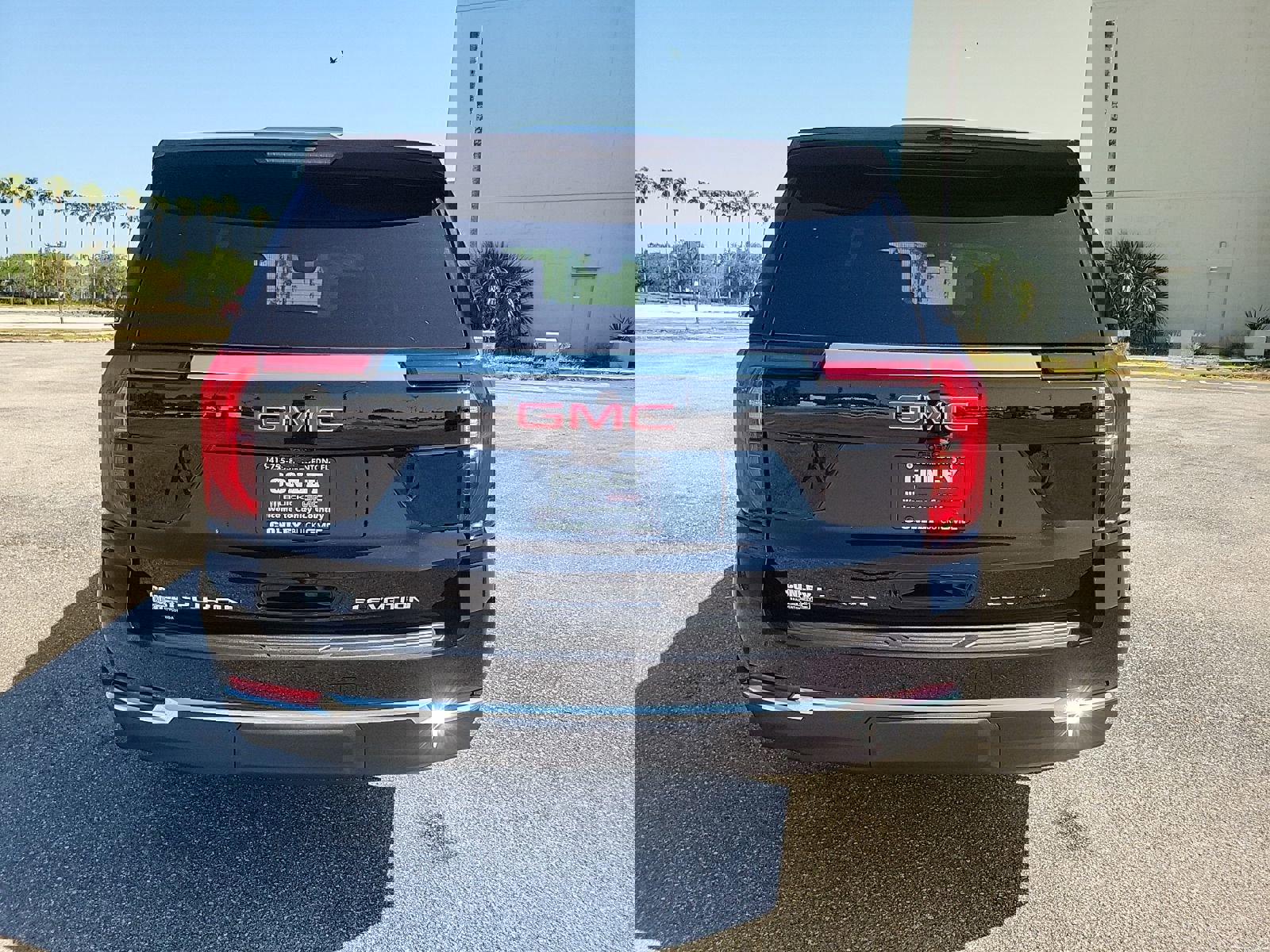 New 2026 GMC Yukon XL Elevation image 6