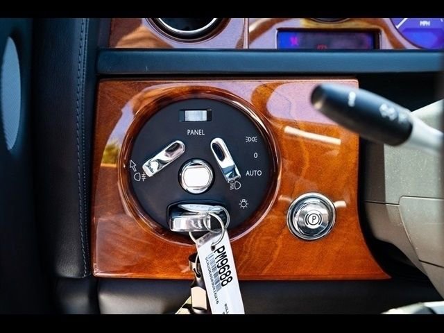 Used 2009 Rolls-Royce Phantom Drophead Coupe image 19