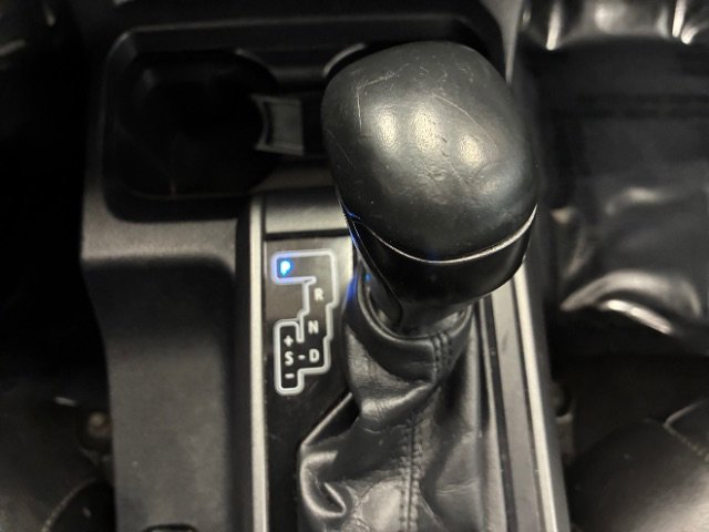 Used 2017 Toyota Tacoma TRD Sport w/ Tow Package image 19